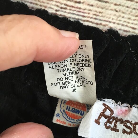 VINTAGE PERSONAL MAXI SKIRT IN BLACK VELVET - Picture 6 of 7